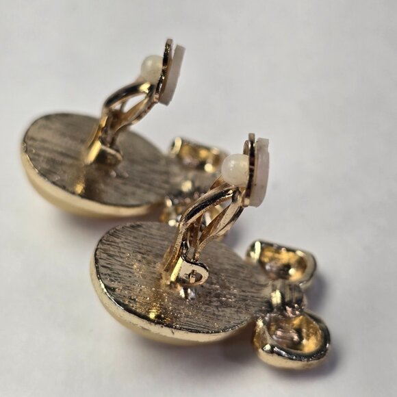 Vintage Gold Tone Bow Earrings Faux Pearl Cabochon Clip On 1980s Classic Glam - Picture 5 of 7